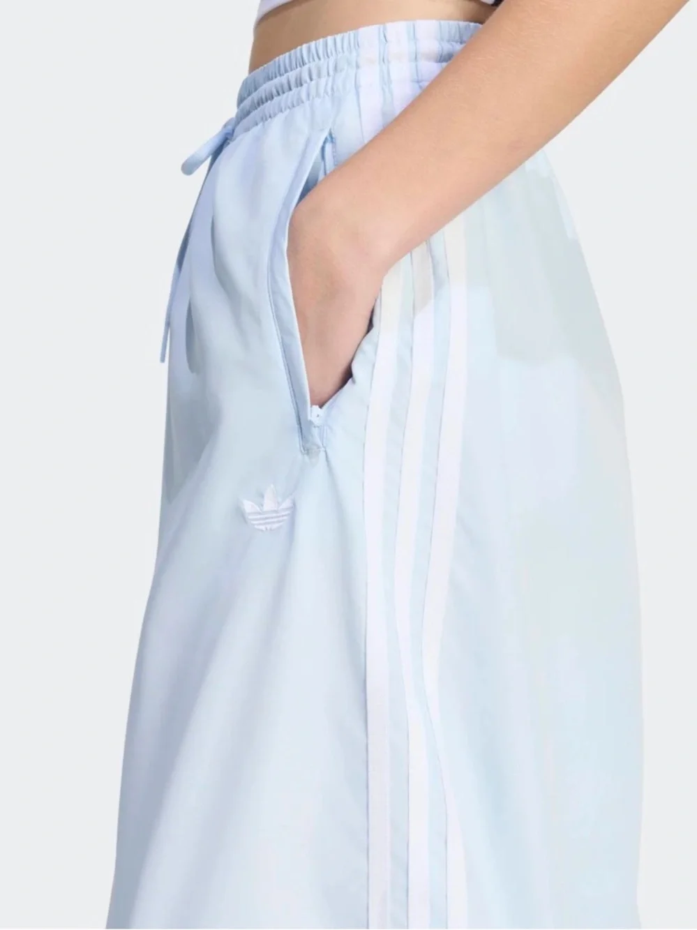 NWT ✨ MD - adidas Originals Women's Firebird Adilenium Track Pants
